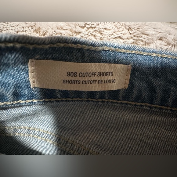 Universal Thread High Rise 90s Cut Off Jean Shorts - Picture 5 of 12